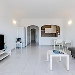 Le Bleu De La Албуфейра
